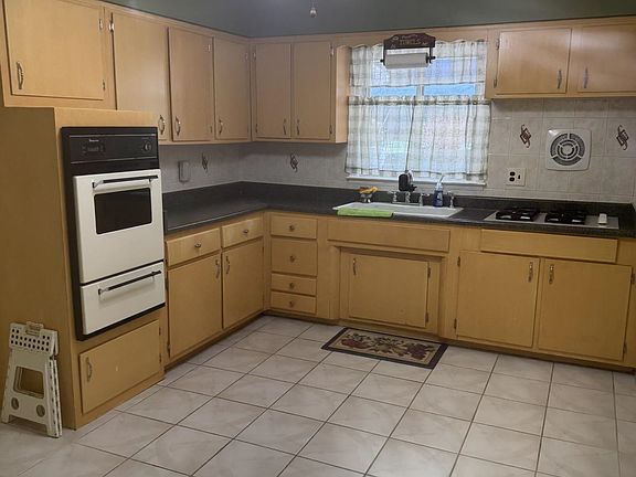 2nd image of 9118 Smith Ave Floor 1