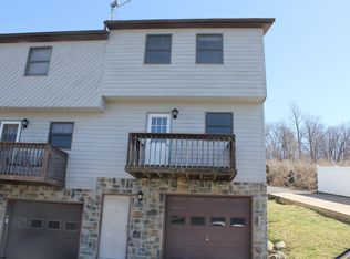 400 Cedarstone Rd, Morgantown, WV 26505