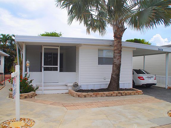 4th image of 2604 E Marina Drive