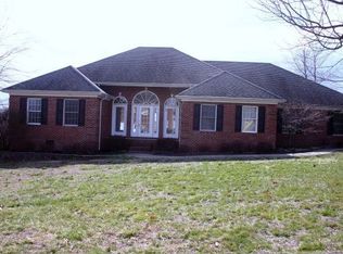 95 Huntington Ridge Dr, Madisonville, KY 42431