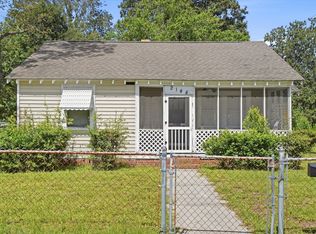 2144 Banyan St, North Charleston, SC 29405
