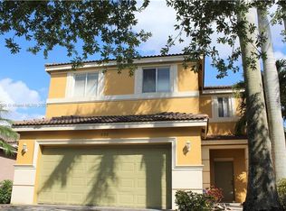 650 Conservation Dr, Fort Lauderdale, FL 33327