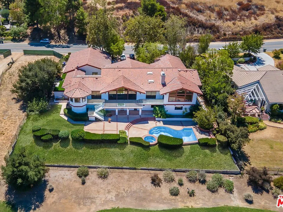5109 Lakeview Canyon Rd