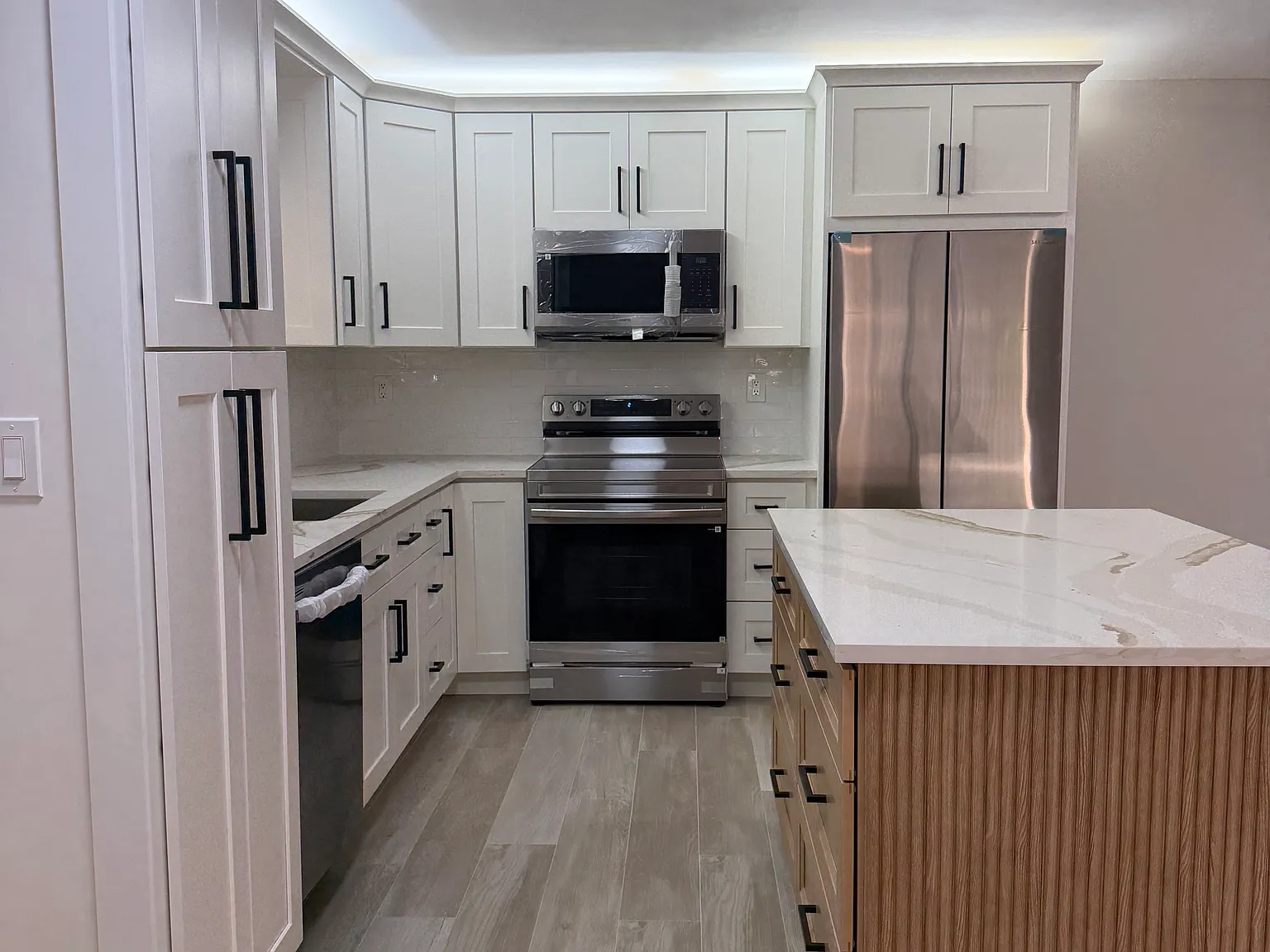 2 bed, 1176 sqft, $2,900 — Photo 3