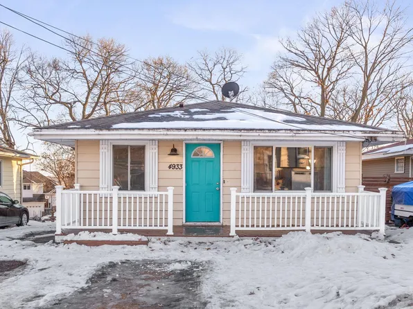 4933 Drummond Rd, Mound, MN 55364