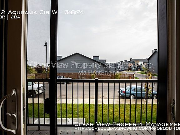 2nd image of 88 Aquitania Cir W #6