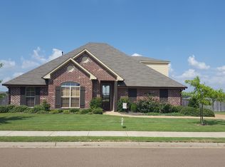 144 Lakeway Dr, Madison, MS 39110