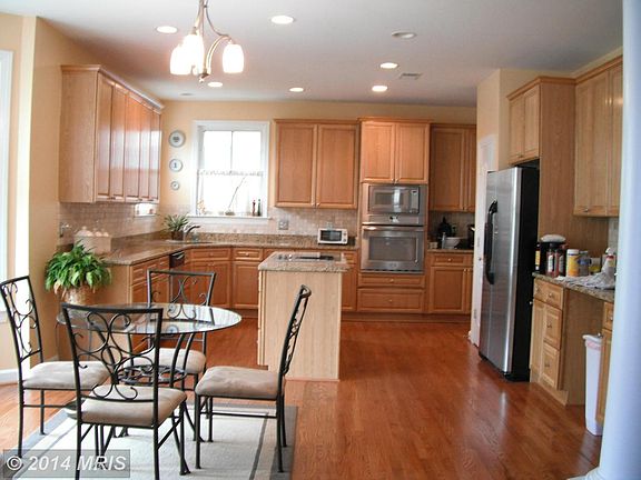 2nd image of 10864 Catletts Station Ct