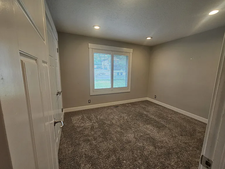 11332 S Windy Peak Ridge Dr — Photo 10