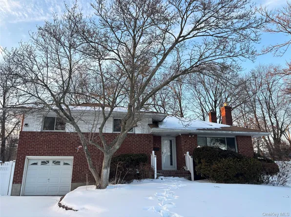 105 Seaman Road, Jericho, NY 11753