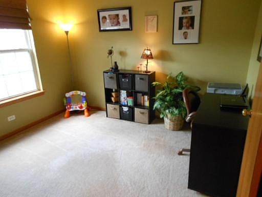 3rd image of 11958 Winterberry Ln