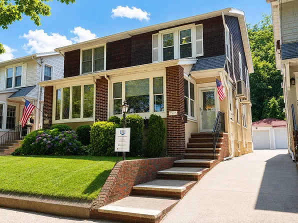 7515 Colonial Rd, Brooklyn, NY 11209