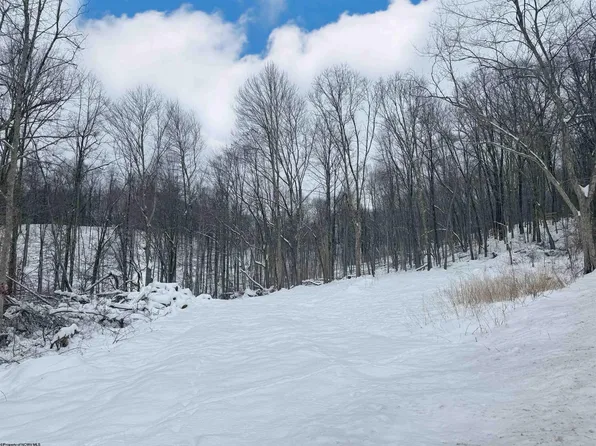 E Grafton Rd, Fairmont, WV 26554