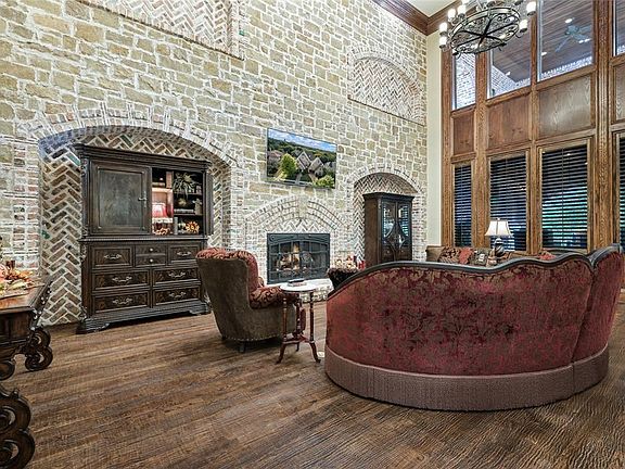 2nd image of 8277 Stone River Dr