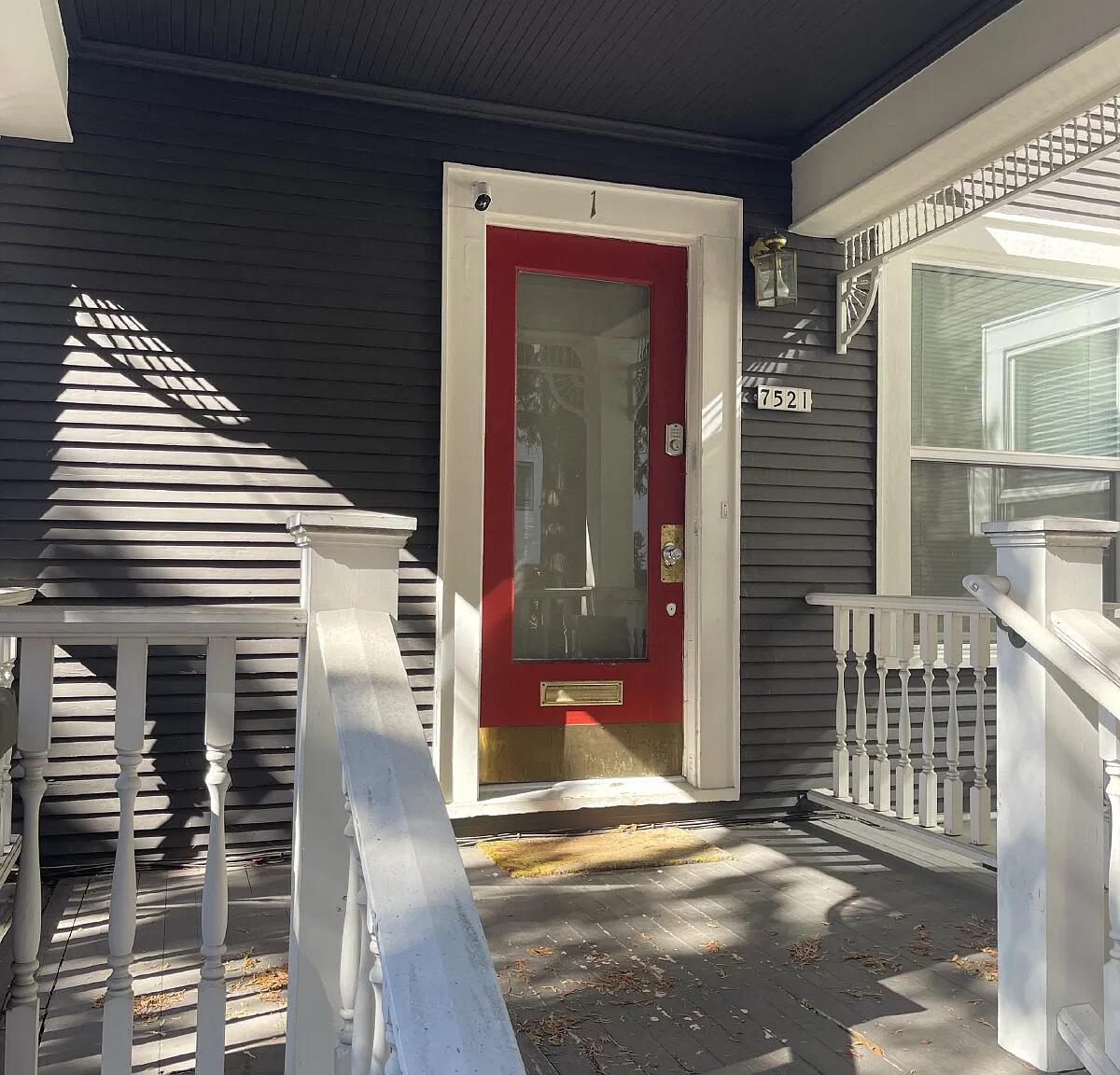 1 bed, 1.0 bath, 400 sqft, $1,295 — Photo 2