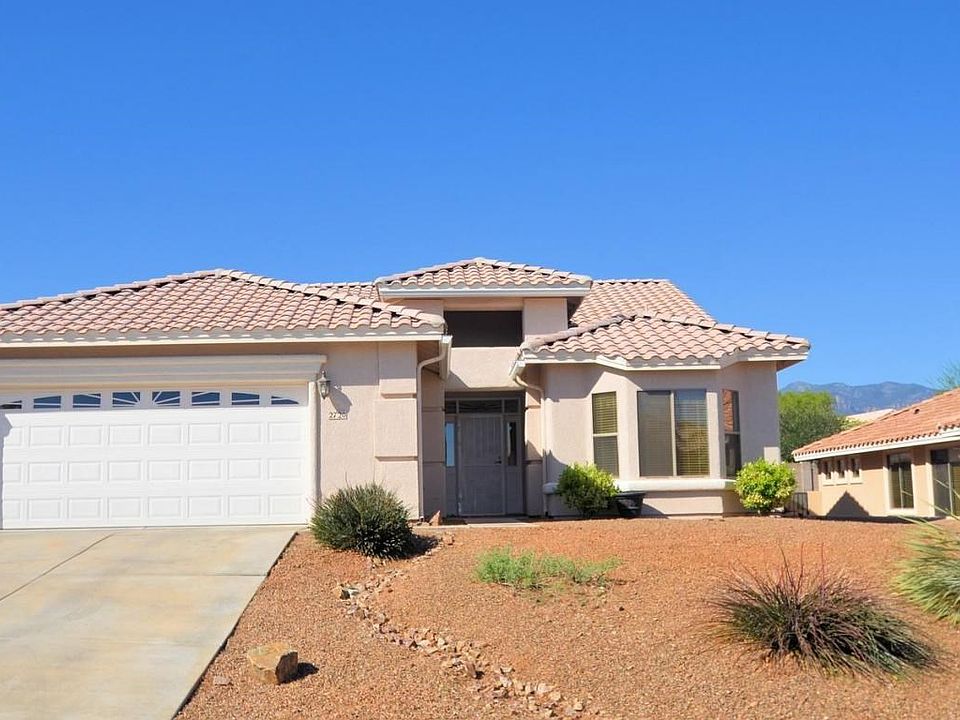 1st image of 2720 Avondale Dr