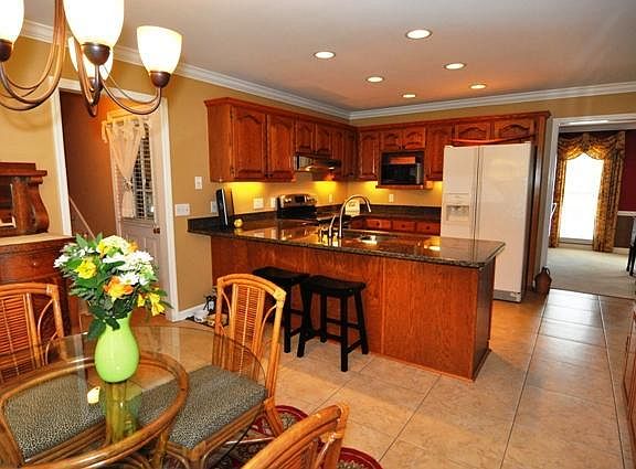 5th image of 6039 Saint Andrews Way