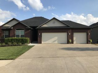 3604 Timber Run Dr, Columbia, MO 65203
