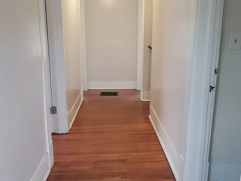 606 Riverland Rd SE — Photo 36