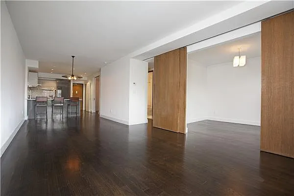 Sold by R New York | media 4