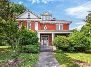 483 Holley Ave, Camp Hill, AL 36850
