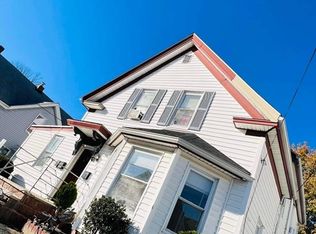 20 Packard St, Brockton, MA 02301