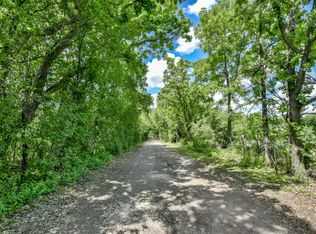 S73W31290 Spring Lake Dr, Mukwonago, WI 53149