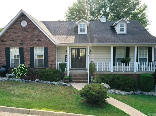 10 Manchester Ln, Hot Springs, AR 71901