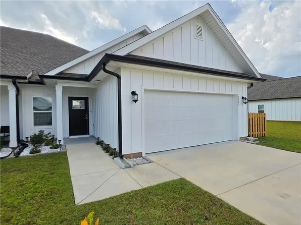 9843 Weller Cv, Foley, AL 36535