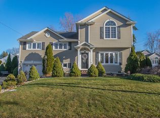 35 Montclair Ave, Cedar Grove, NJ 07009