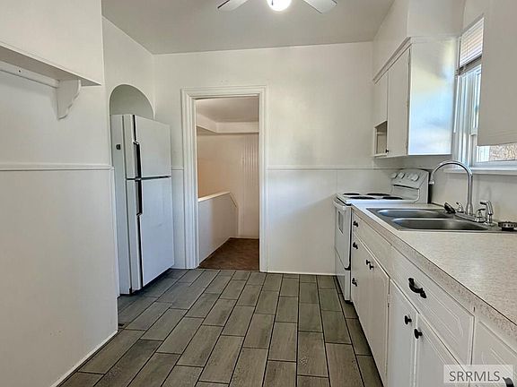 5th image of 402 3rd St