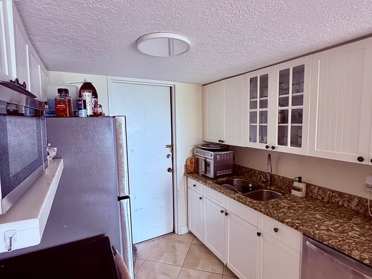 880 Mandalay Ave #C1010 — Photo 11