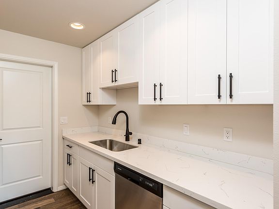 5th image of 17858 160th St SE