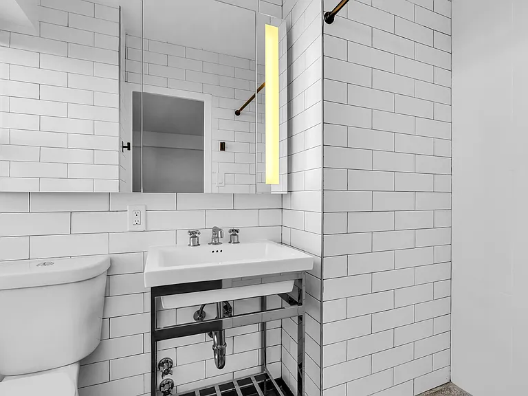 ELK Harbor View LLC — Photo 18