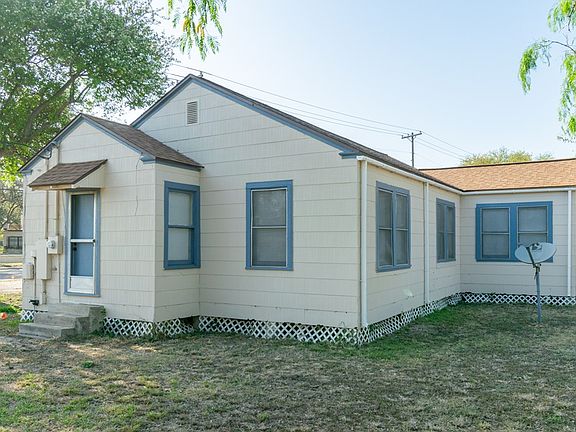 4th image of 1100 Catherine Dr