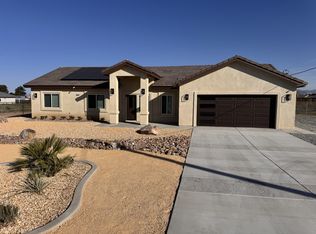 10367 9th Ave, Hesperia, CA 92345