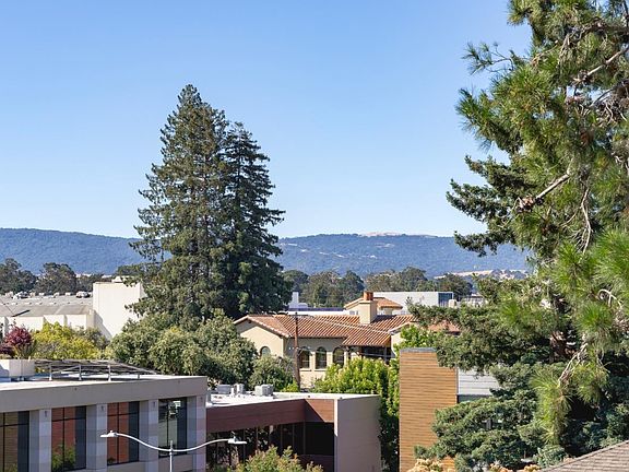 4th image of 360 Everett Ave APT 5A