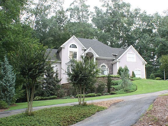5th image of 940 Champions Fairway Dr