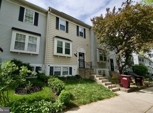 921 Newington Ct, Capitol Heights, MD
