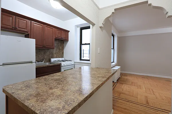 Rented by Douglas Elliman | media 7