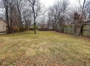 211 W Jackson St, Broken Arrow, OK 74012