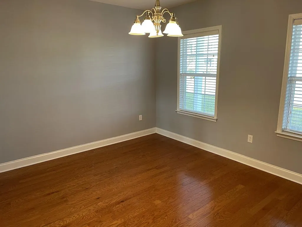 2537 Greenbank Drive — Photo 2