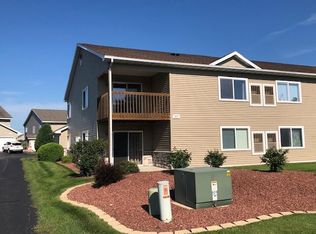 615 Reena Ave APT 2, Fort Atkinson, WI 53538
