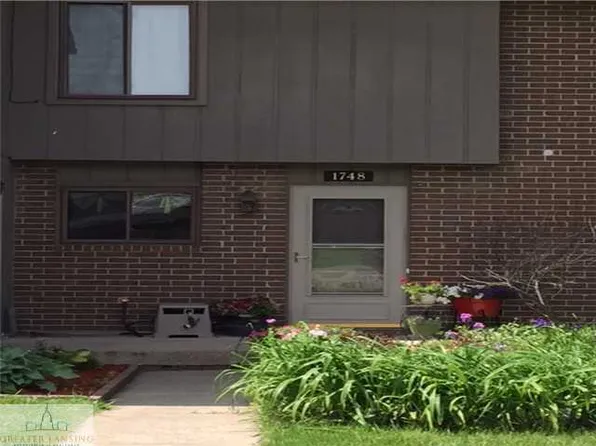 1748 Maple Rdg, Haslett, MI 48840