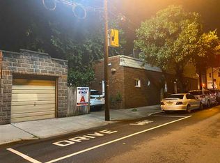 1001 New York Ave, Union City, NJ 07087