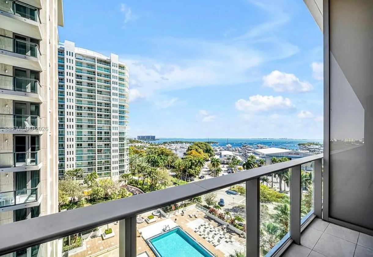 2 bed, 2.5 bath, 1158 sqft, $10,500 — Photo 1