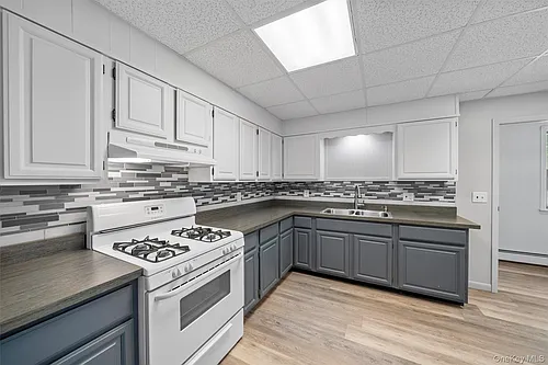 28 Van Buren St #1 Photo 1