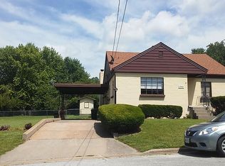 2062 N Marion Ave, Springfield, MO 65803