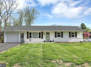 1411 Springside Dr, Lancaster, PA