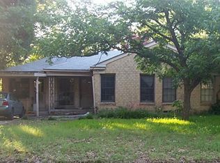 10025 Lake Gardens Dr, Dallas, TX 75218